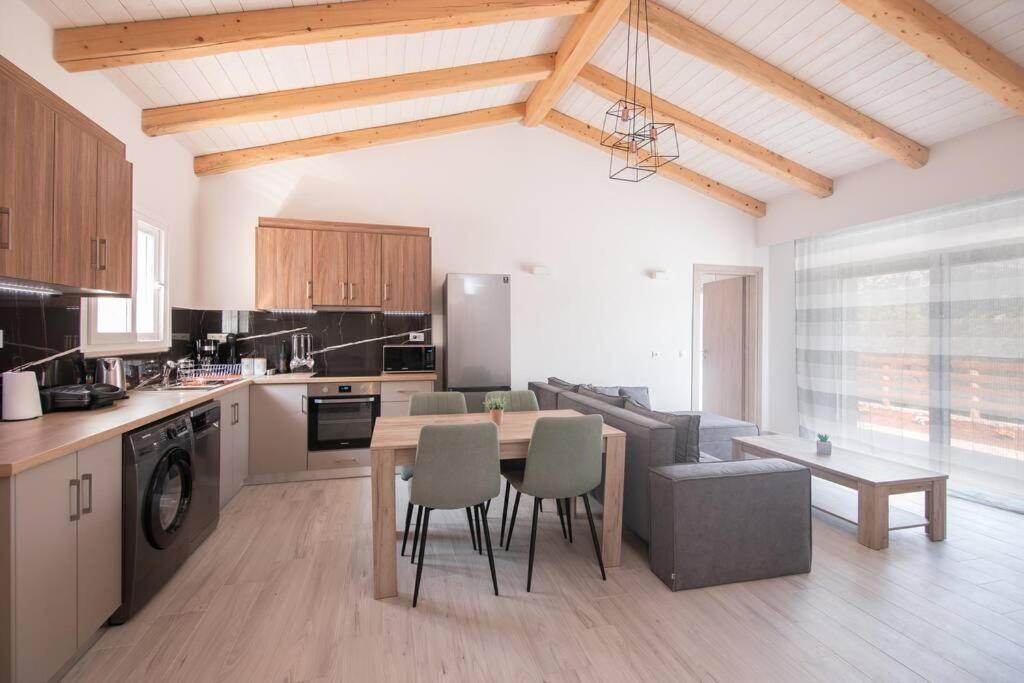 Villa Di Pietra Liapades Eksteriør billede